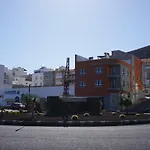 Junto La Playa Gran Tarajal