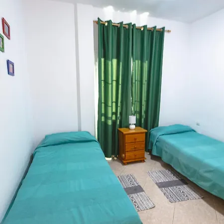 Junto La Playa Appartement *