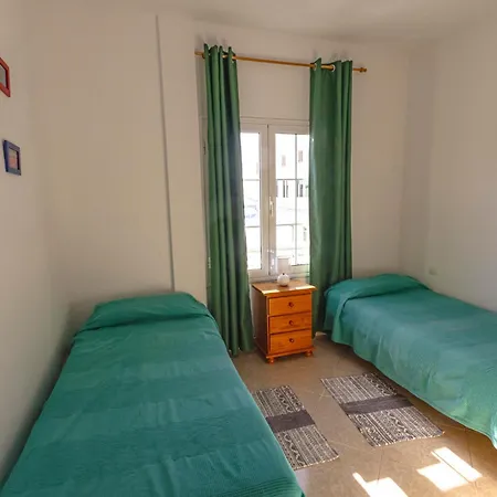 Junto La Playa Gran Tarajal