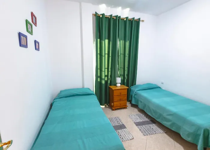 Junto La Playa Daire *