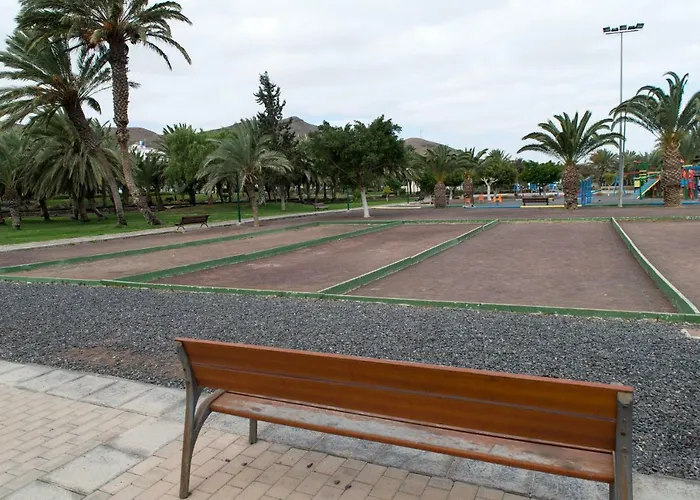 Junto La Playa شقة غران تاراغال