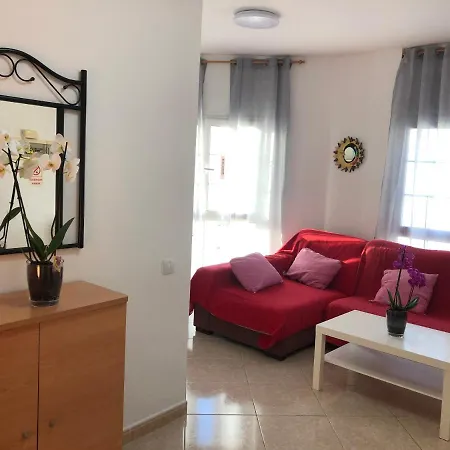 Junto La Playa Apartamento